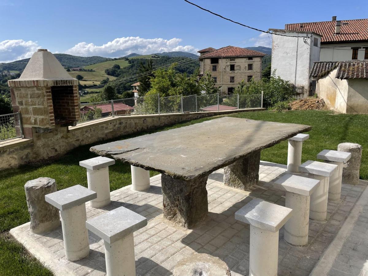 Casa Rural Juangoxenea Ihaben エクステリア 写真